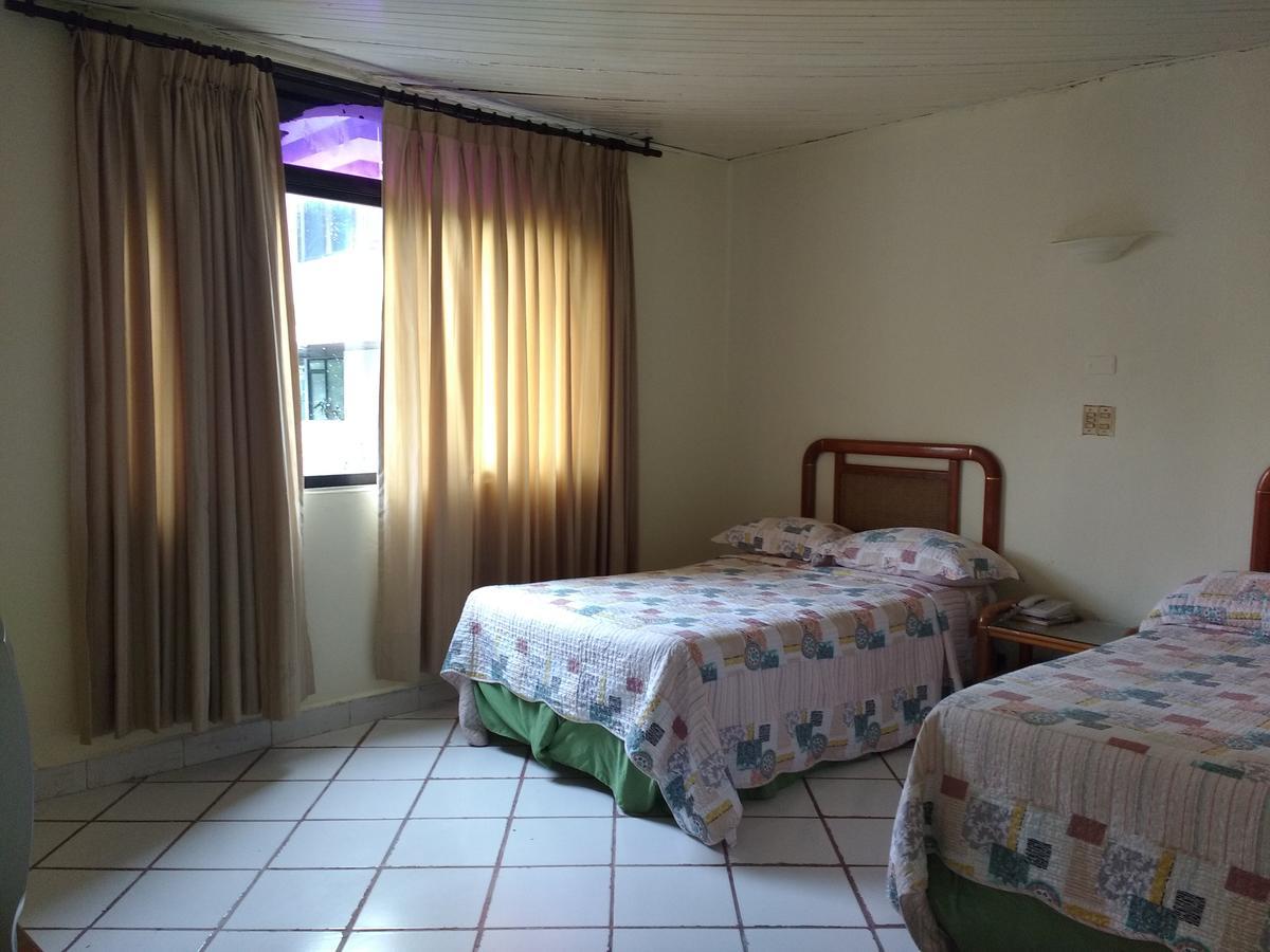Apartahotel Miramar San Andres  Exterior photo
