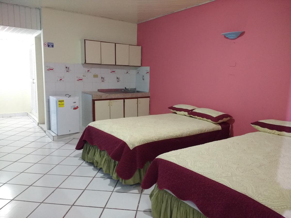 Apartahotel Miramar San Andres  Exterior photo